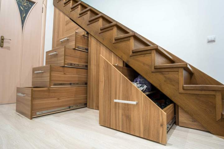 Aménagement sous escalier Saint-Pierre