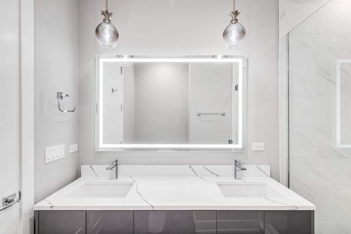 Éclairage salle de bain Les Avirons